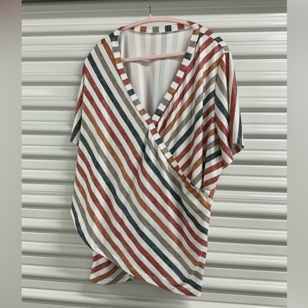 SHEIN Casual Top Size 3X - Picture 2 of 4